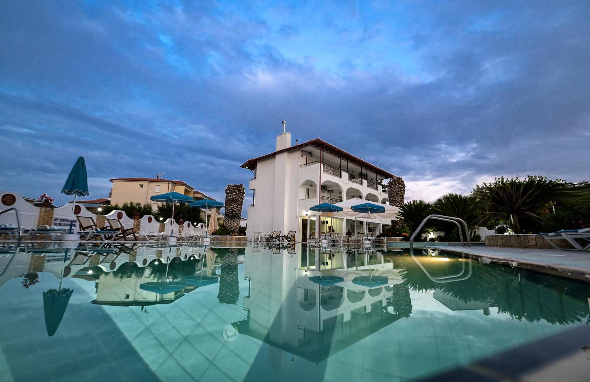 Estia Hotel Fourka Zewnętrze zdjęcie